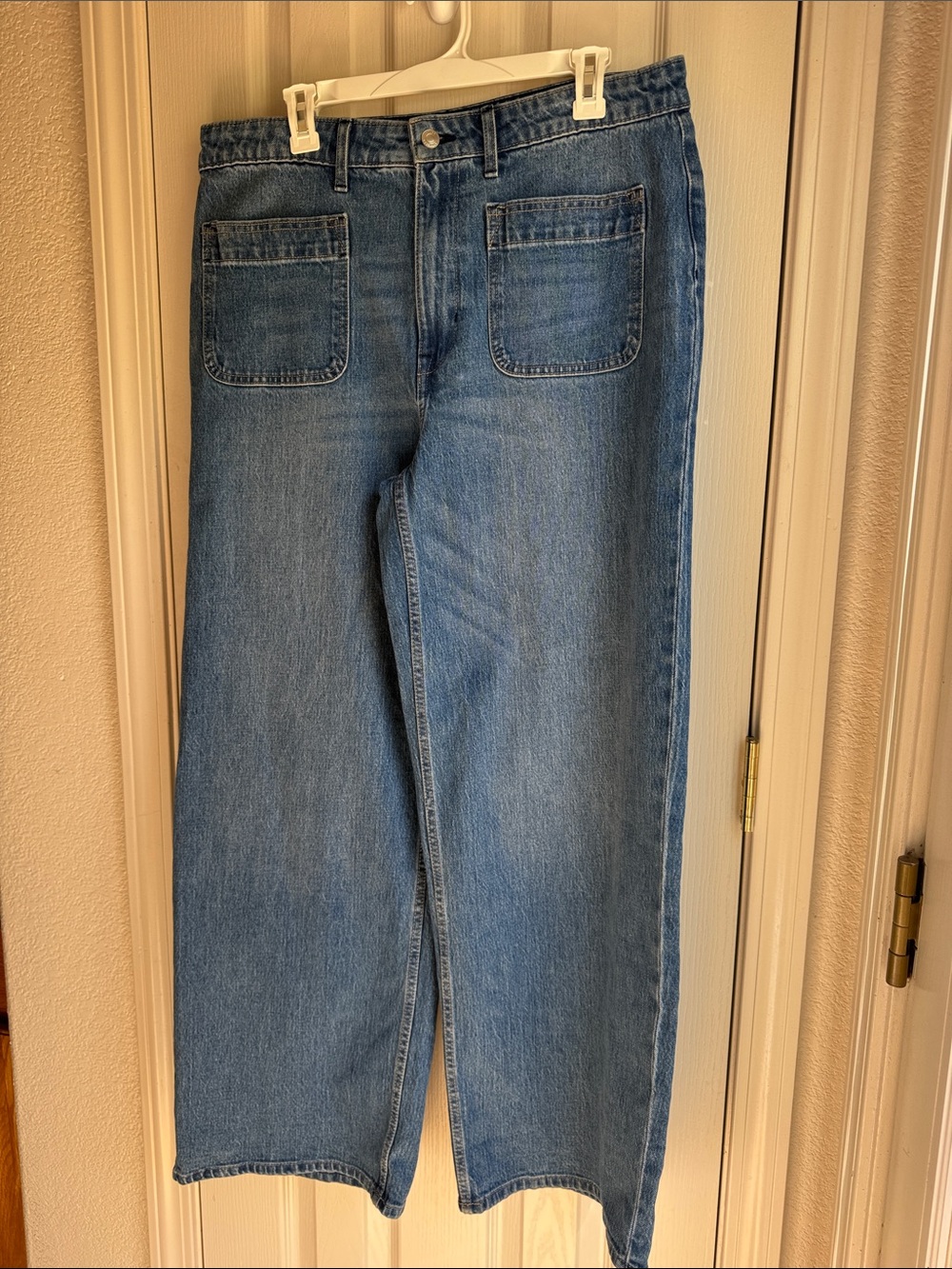 NWOT FREE ASSEMBLY PATCH POCKET JEANS SZ 16